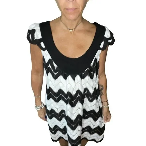 christopher deane Dress - Size Small, vintage, beautiful scalloped black & white - Picture 4 of 14